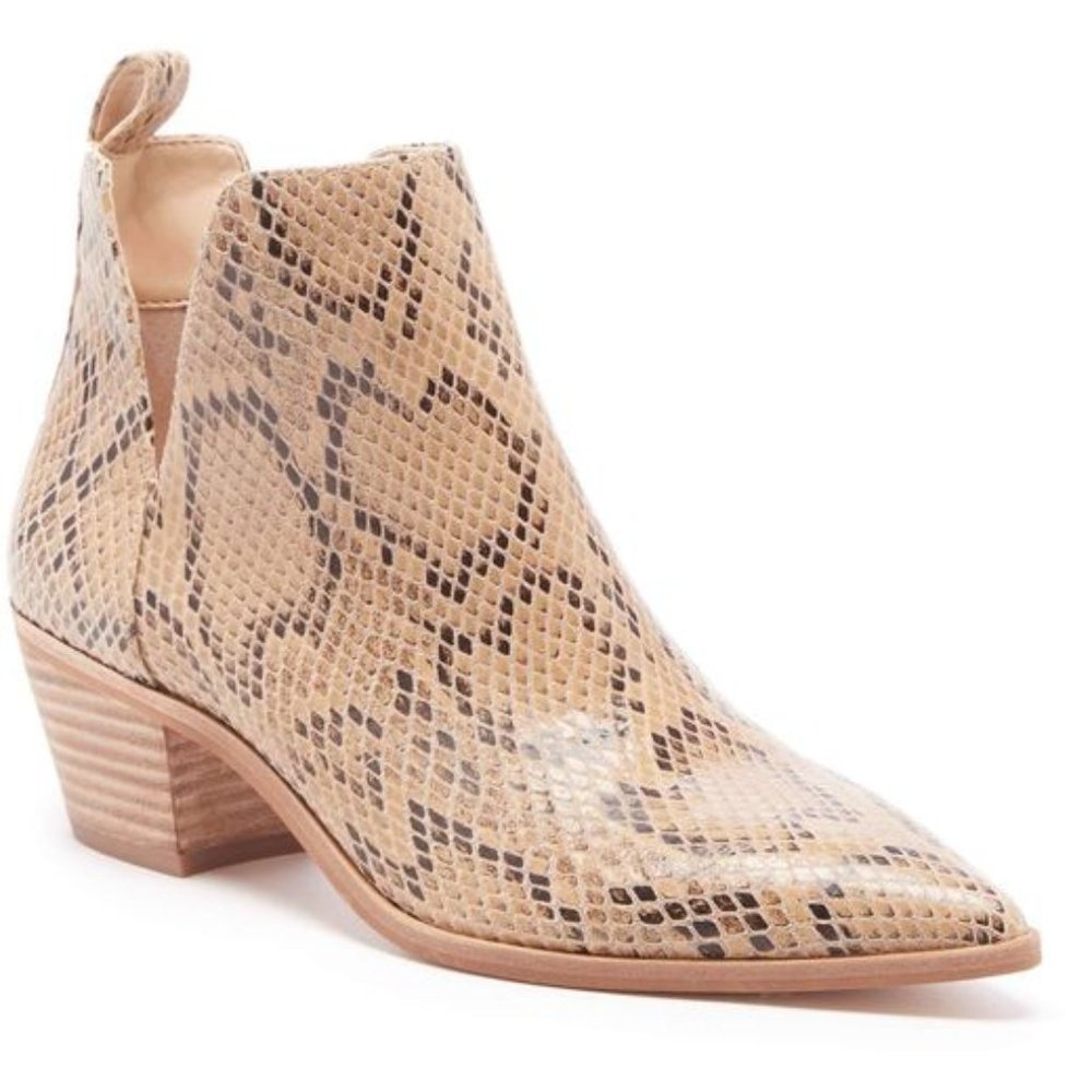 NWB SOLE SOCIETY Laurelah Croc Embossed Bootie 9.5